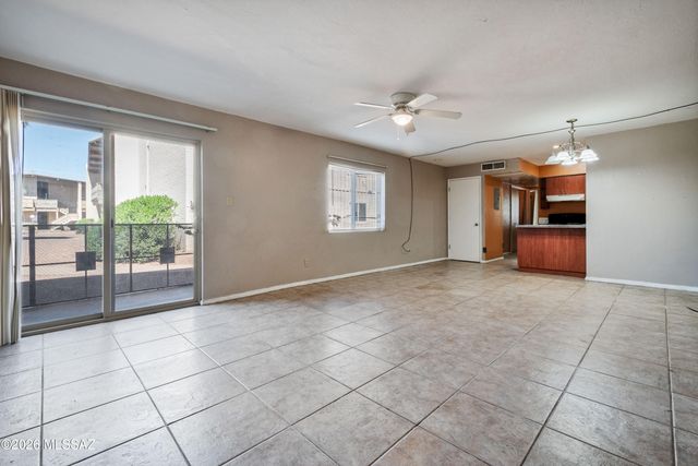 2525 N Alvernon Way Unit B1, Tucson, AZ 85712