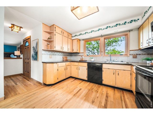 6541 Saint Vrain Rd, Longmont, CO 80503