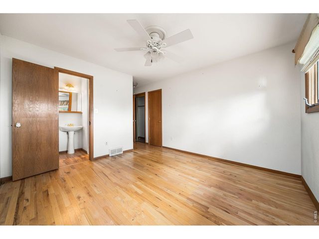 6541 Saint Vrain Rd, Longmont, CO 80503