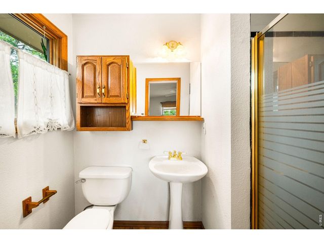 6541 Saint Vrain Rd, Longmont, CO 80503