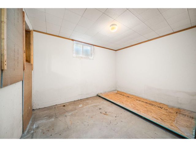 6541 Saint Vrain Rd, Longmont, CO 80503
