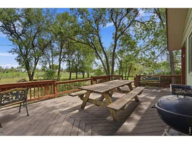 6541 Saint Vrain Rd, Longmont, CO 80503