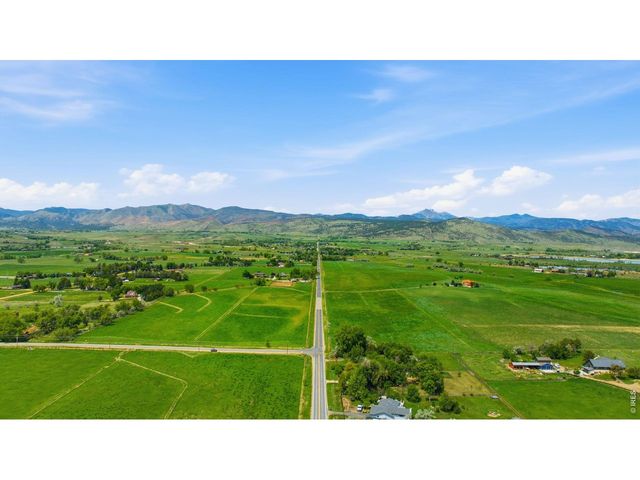 6541 Saint Vrain Rd, Longmont, CO 80503
