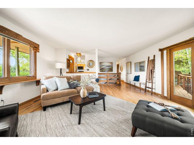 6541 Saint Vrain Rd, Longmont, CO 80503