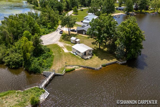 3741 E Shore Drive, Weidman, MI 48893