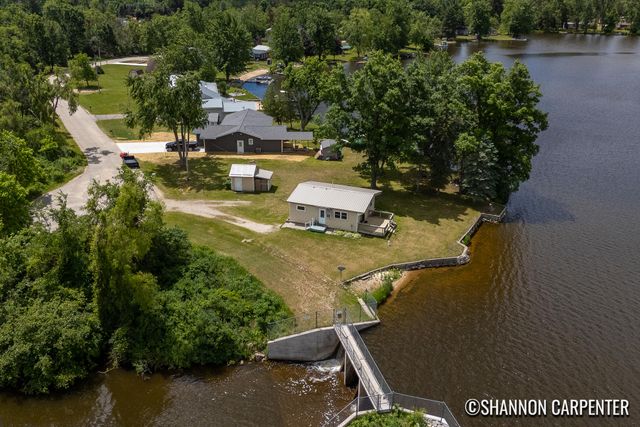 3741 E Shore Drive, Weidman, MI 48893