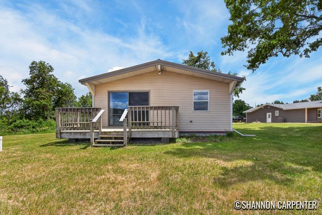 3741 E Shore Drive, Weidman, MI 48893