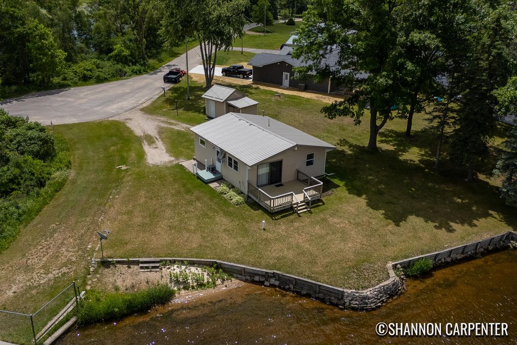 3741 E Shore Drive, Weidman, MI 48893