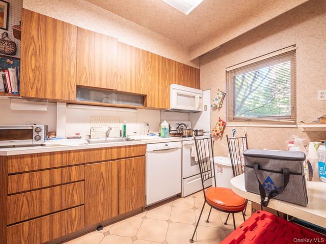 9530 67th Avenue, Rego Park, NY 11374