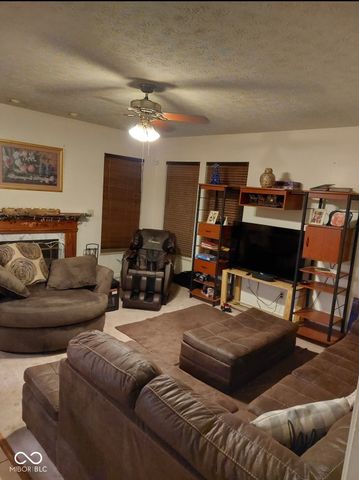 10836 Copiah Court, Indianapolis, IN 46239