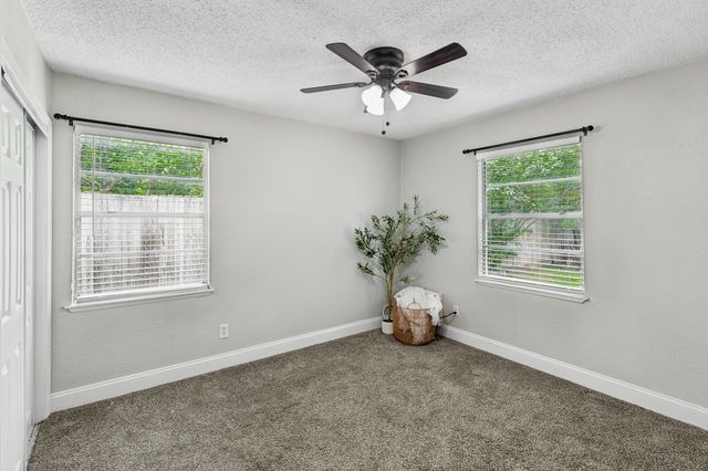 1613 Dale Place, Irving, TX 75061