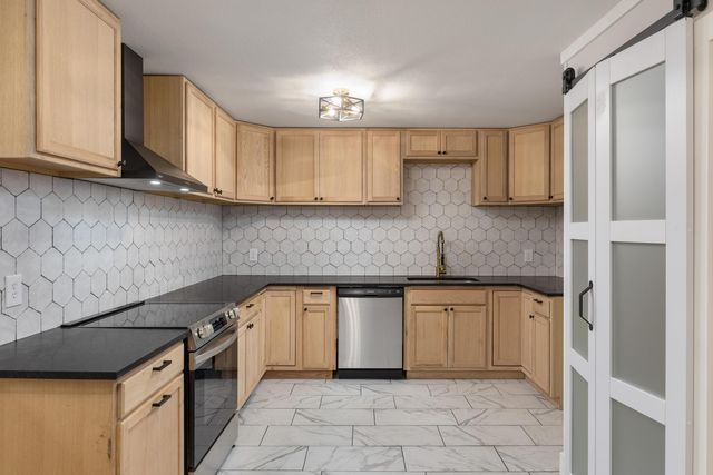 71 Oconee Circle, Lafayette, GA 30728