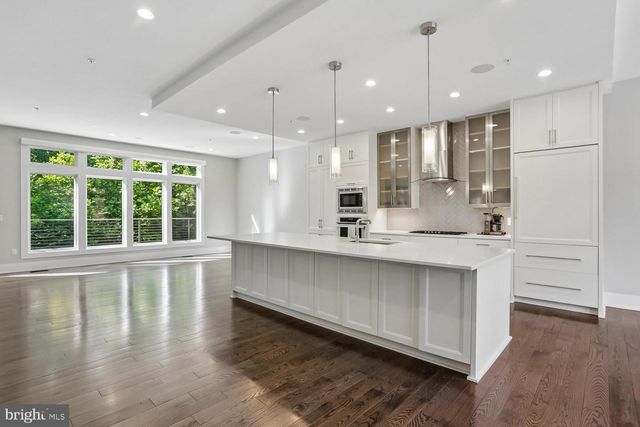 5342 MERRIAM ST, Bethesda, MD 20814