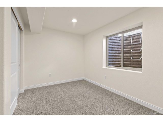 471 Homestead Ln, Johnstown, CO 80534
