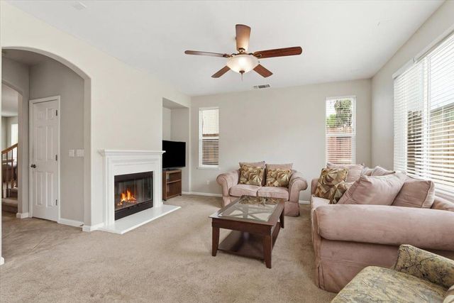 3554 Whitehaven Ave, Ceres, CA 95307