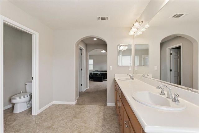 3554 Whitehaven Ave, Ceres, CA 95307