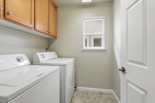 3554 Whitehaven Ave, Ceres, CA 95307