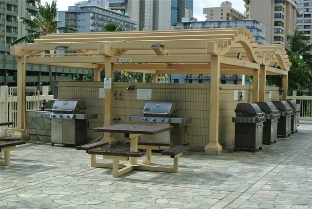 445 Seaside Avenue 2519, Honolulu, HI 96815