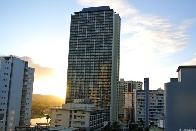 445 Seaside Avenue 2519, Honolulu, HI 96815