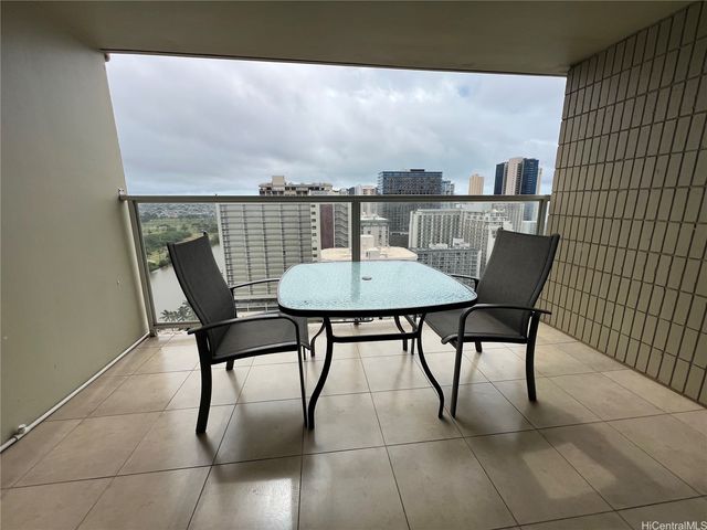 445 Seaside Avenue 2519, Honolulu, HI 96815