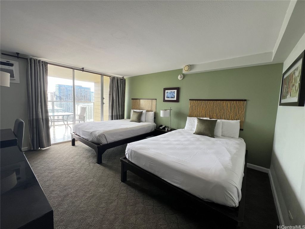 445 Seaside Avenue 2519, Honolulu, HI 96815