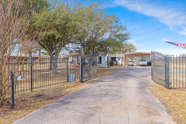 5518 State Highway 198, Canton, TX 75103