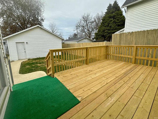 121 N 21st Street, New Castle, IN 47362