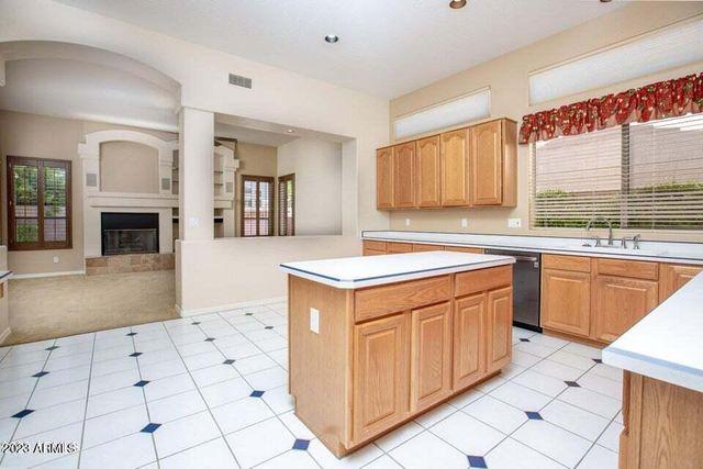 1985 E STEPHENS Drive, Tempe, AZ 85283