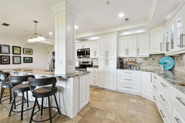 36750 US HIGHWAY 19 N 04138, Palm Harbor, FL 34684