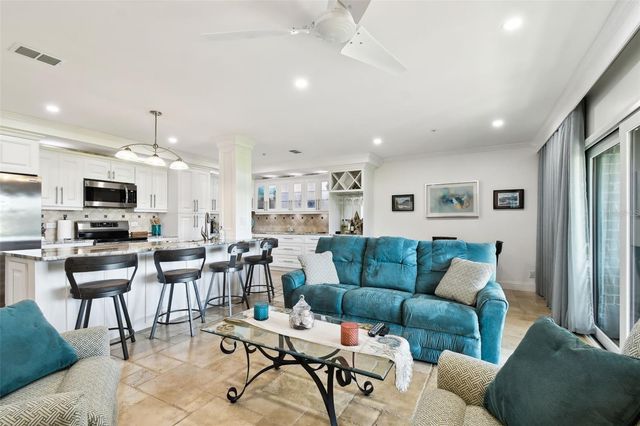 36750 US HIGHWAY 19 N 04138, Palm Harbor, FL 34684