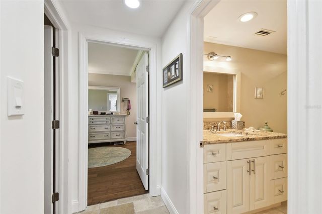 36750 US HIGHWAY 19 N 04138, Palm Harbor, FL 34684