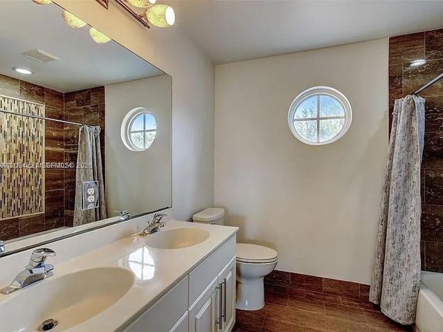7457 NW 51st Way 0, Coconut Creek, FL 33073