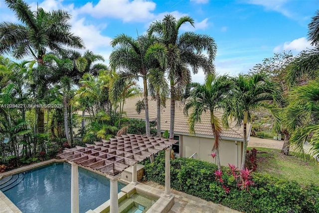 7457 NW 51st Way 0, Coconut Creek, FL 33073