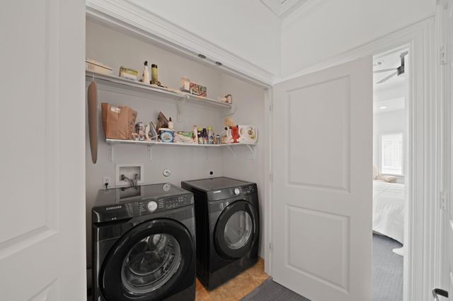 3808 Center Street A, Houston, TX 77007