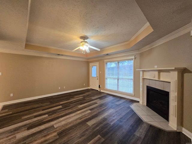 1208 Pinnacle Drive, Jacksonville, AR 72076