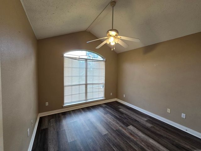 1208 Pinnacle Drive, Jacksonville, AR 72076