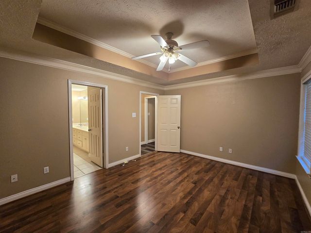 1208 Pinnacle Drive, Jacksonville, AR 72076