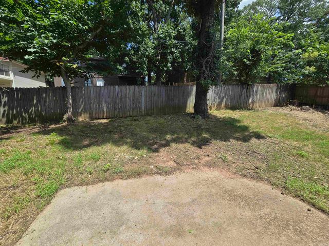 1208 Pinnacle Drive, Jacksonville, AR 72076