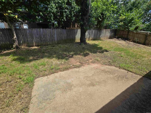 1208 Pinnacle Drive, Jacksonville, AR 72076