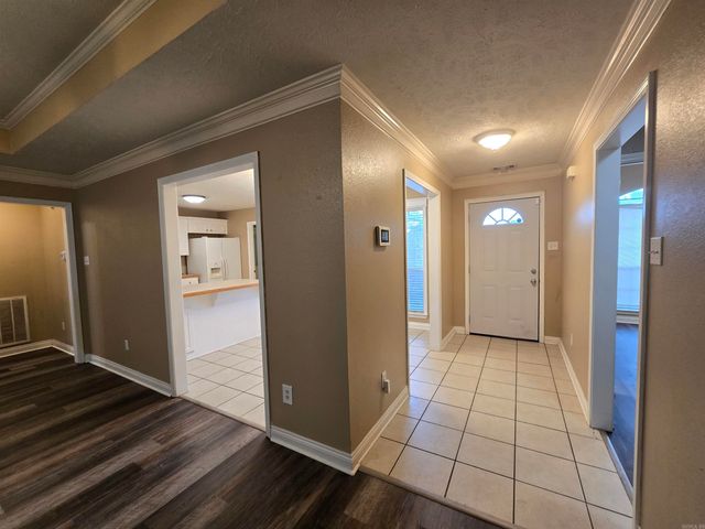 1208 Pinnacle Drive, Jacksonville, AR 72076