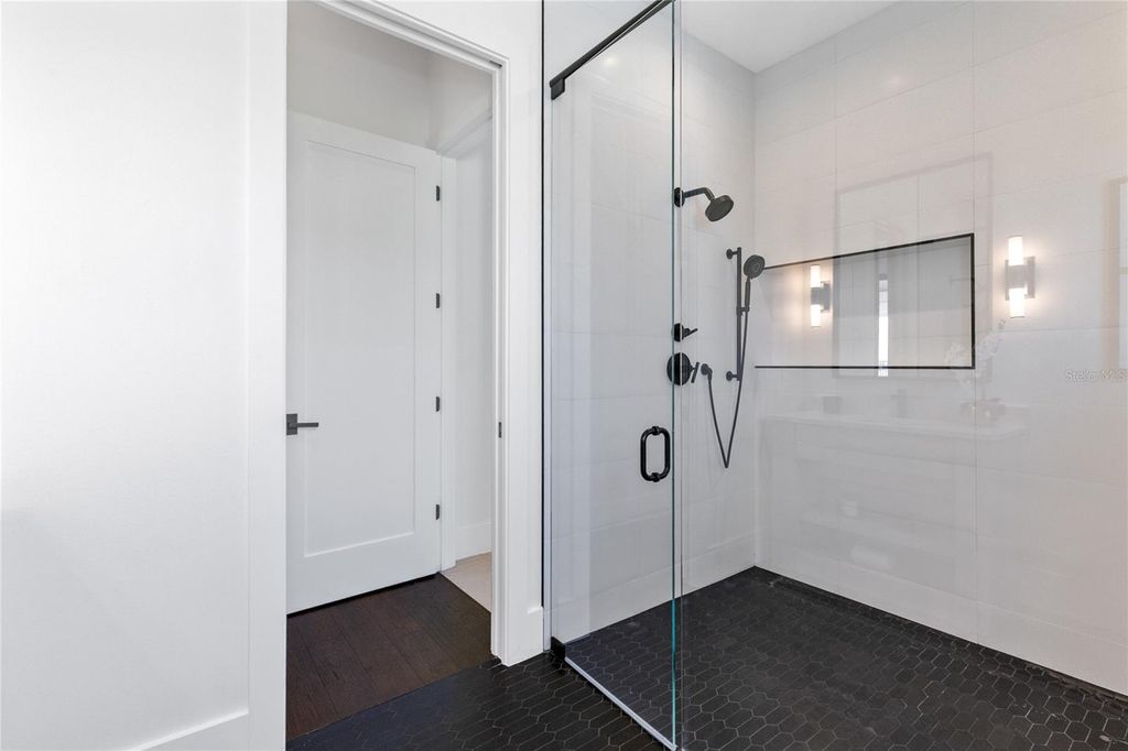 Image 35 of property listing at 13395 KIRBY SMITH ROAD, Orlando, FL 32832