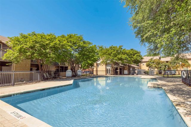 10401 Lamar Boulevard N J102, Austin, TX 78753