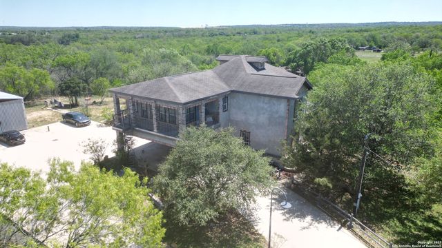 19590 LEAL RD, San Antonio, TX 78221