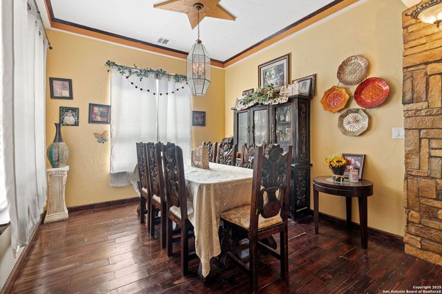 19590 LEAL RD, San Antonio, TX 78221