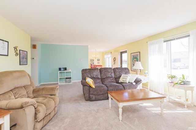 4705 E Heritage Circle, Muncie, IN 47303