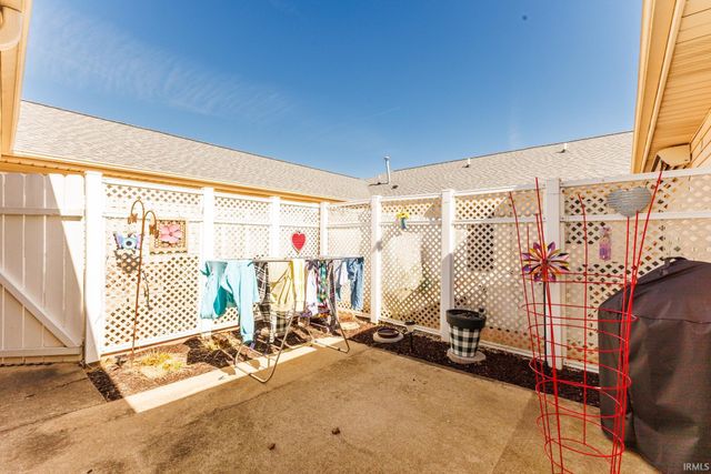 4705 E Heritage Circle, Muncie, IN 47303