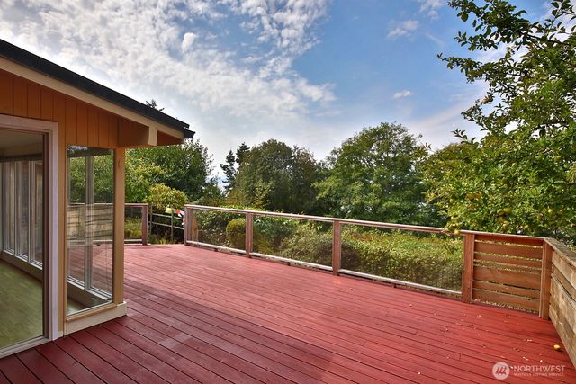 3600 Marine View Drive, Greenbank, WA 98253