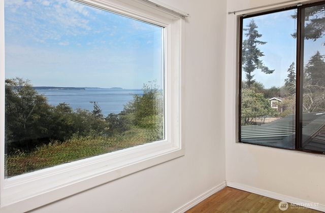 3600 Marine View Drive, Greenbank, WA 98253
