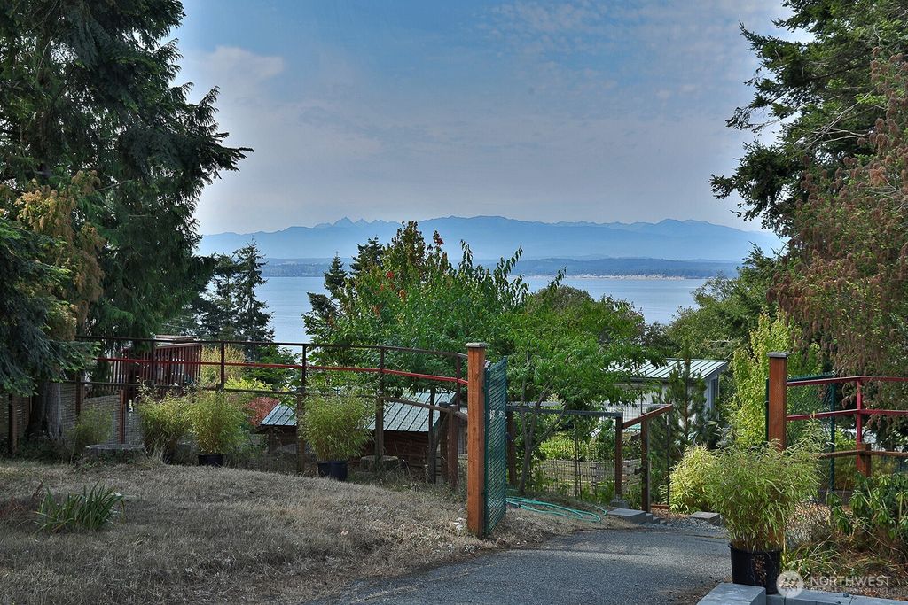 3600 Marine View Drive, Greenbank, WA 98253
