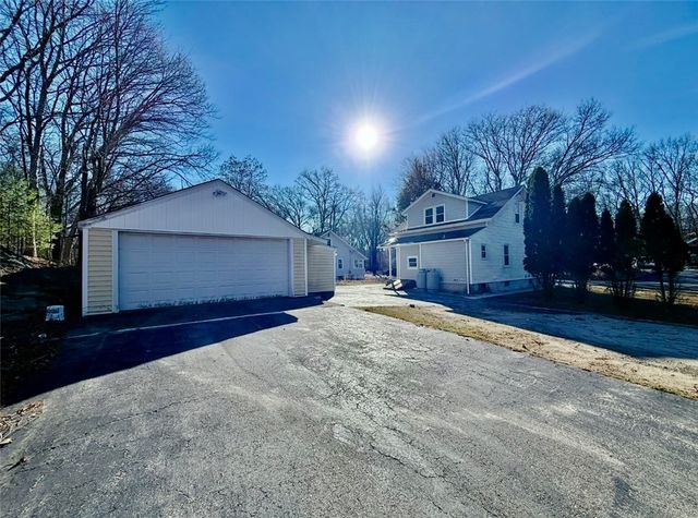 4 Arcade Street, Johnston, RI 02919